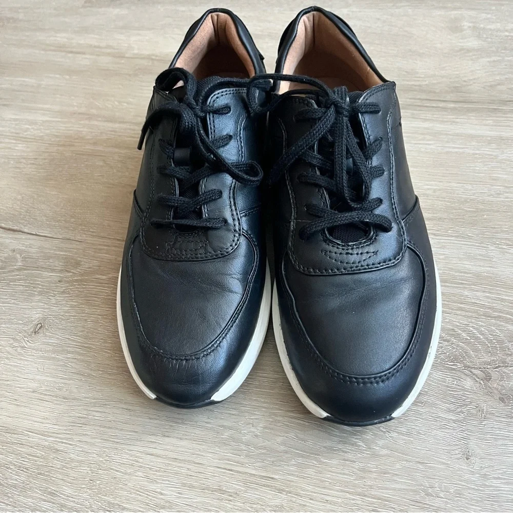 Clarks Womens Unstructured Sneaker Trainer Leather “Un Rio Sprint” Sz 9.5